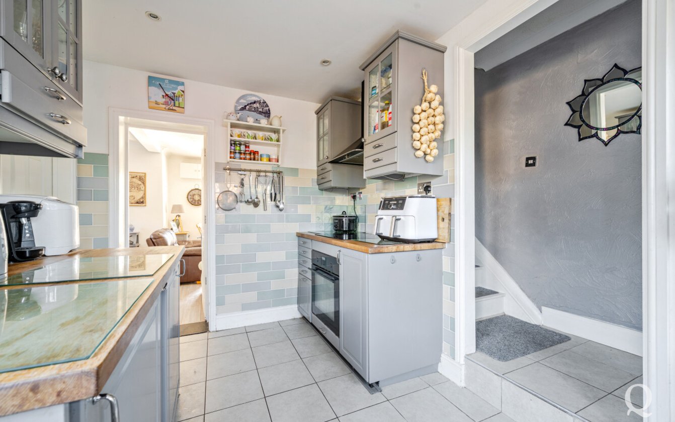 London Road, Teynham, Sittingbourne, Kent, ME9, 6574, image-14 - Quealy & Co