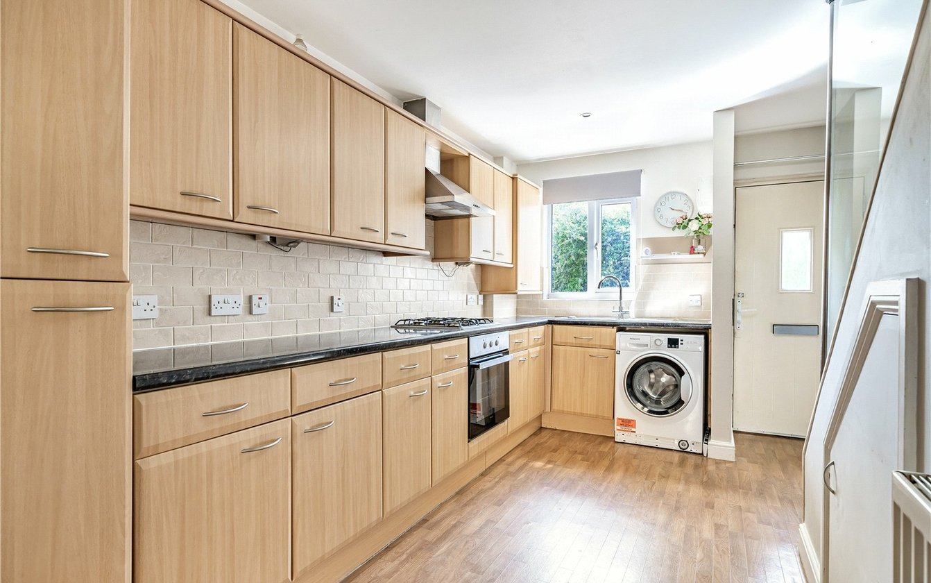 Ypres Drive, Kemsley, Sittingbourne, Kent, ME10, 6576, image-3 - Quealy & Co
