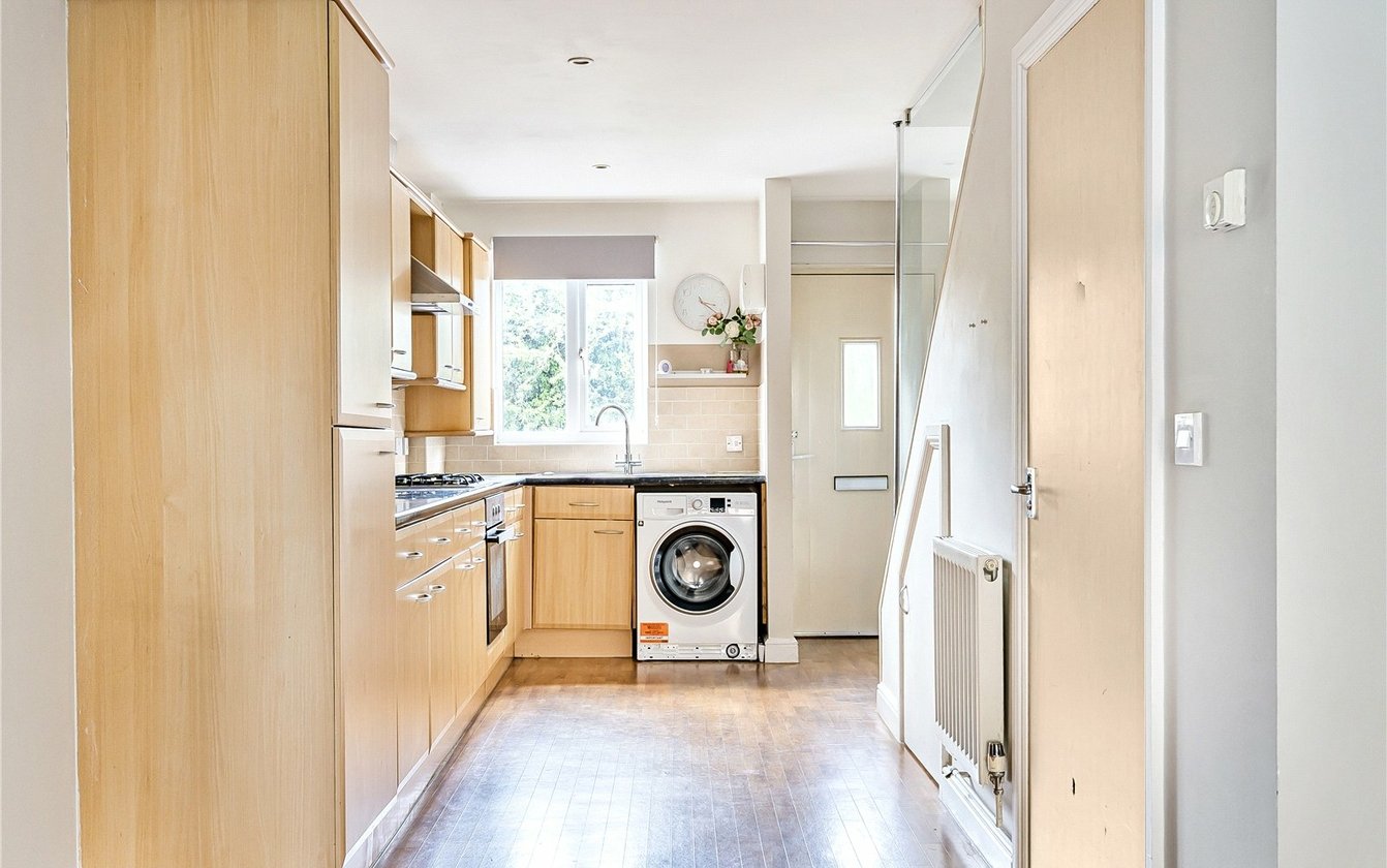 Ypres Drive, Kemsley, Sittingbourne, Kent, ME10, 6576, image-12 - Quealy & Co