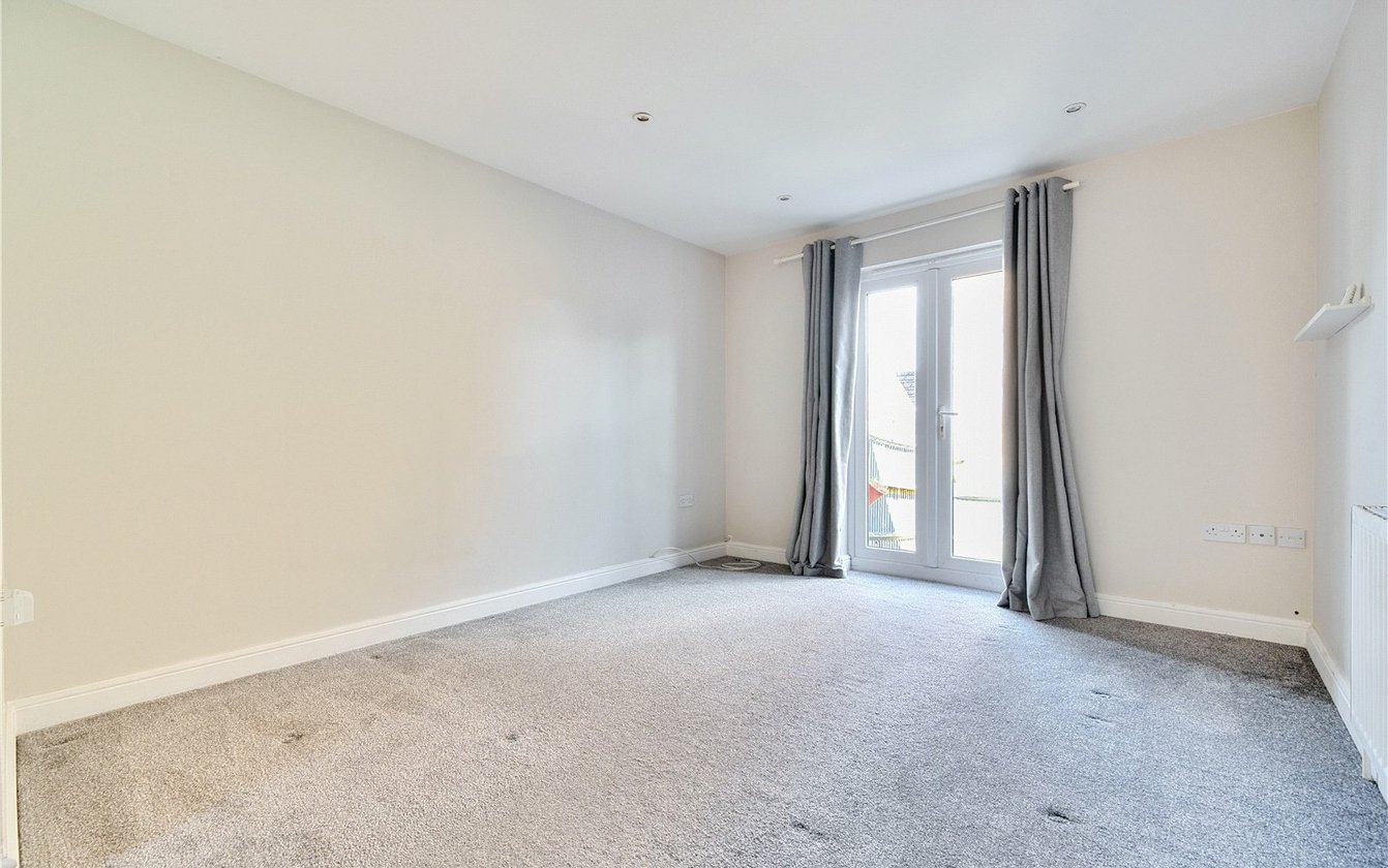 Ypres Drive, Kemsley, Sittingbourne, Kent, ME10, 6576, image-8 - Quealy & Co