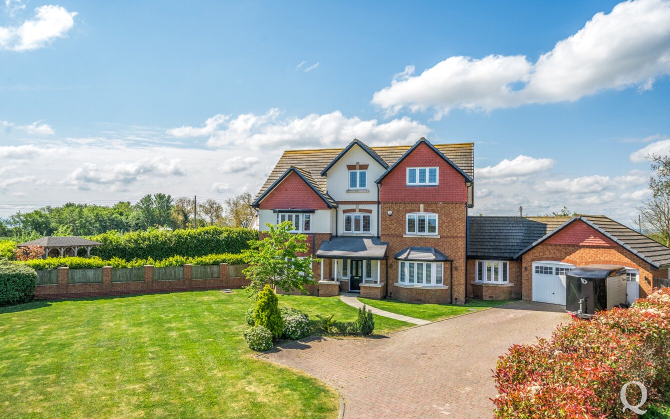 Oak Tree Close, Eastchurch, Sheerness, Kent, ME12, 6602, image-1 - Quealy & Co