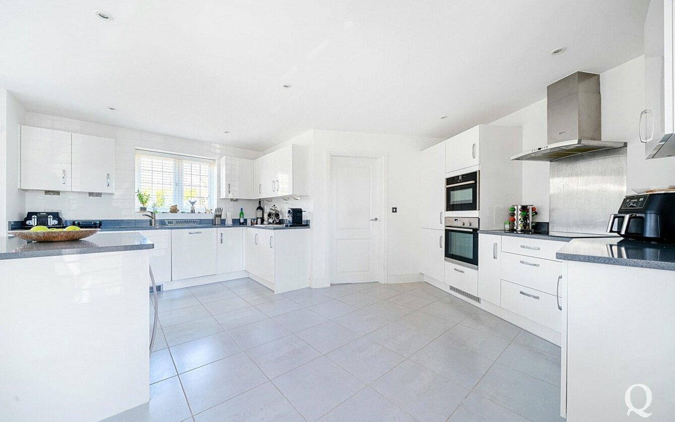 Oak Tree Close, Eastchurch, Sheerness, Kent, ME12, 6602, image-13 - Quealy & Co