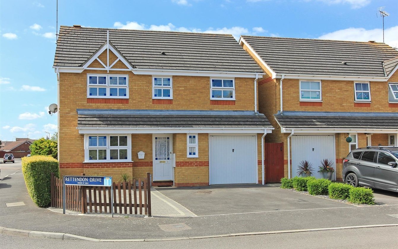 Rettendon Drive, Milton Regis, Sittingbourne, Kent, ME10, 663, image-1 - Quealy & Co