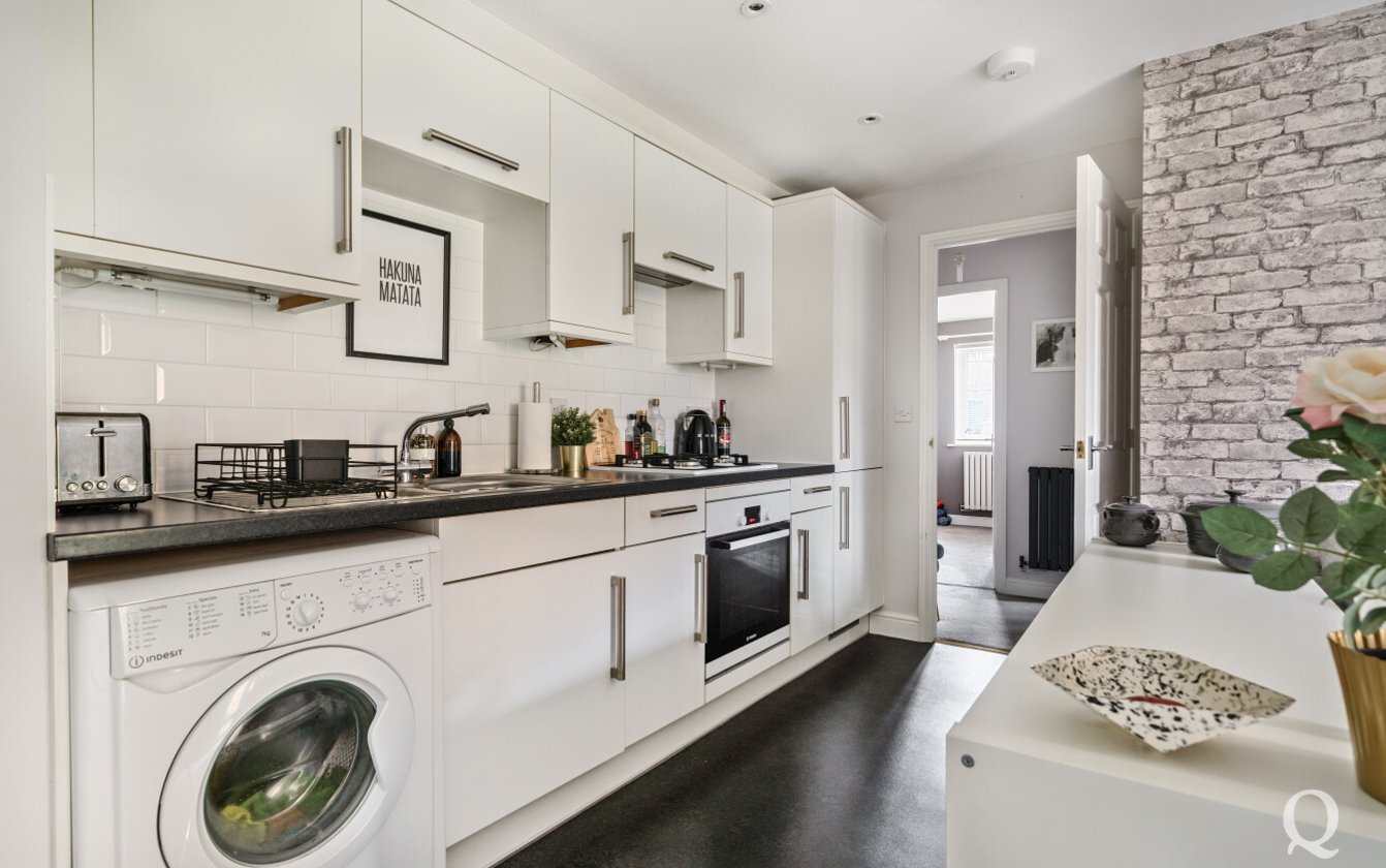 Monarch Drive, Kemsley, Sittingbourne, Kent, ME10, 6631, image-3 - Quealy & Co
