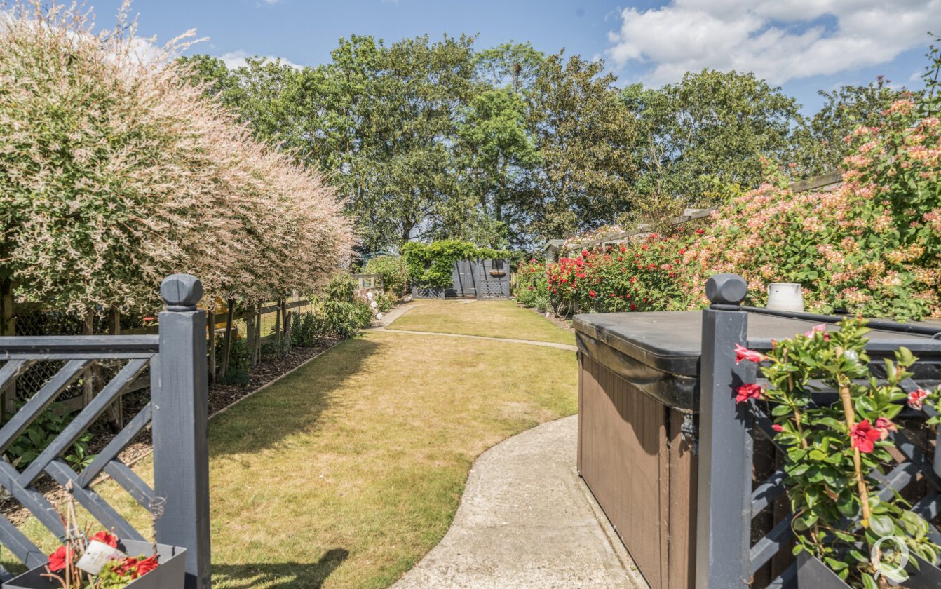 Holywell Lane, Upchurch, Sittingbourne, Kent, ME9, 6634, image-14 - Quealy & Co
