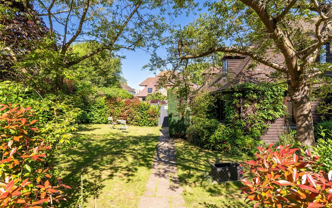 Meadows House, The Street, Sittingbourne, Kent, ME9, 6642, image-16 - Quealy & Co