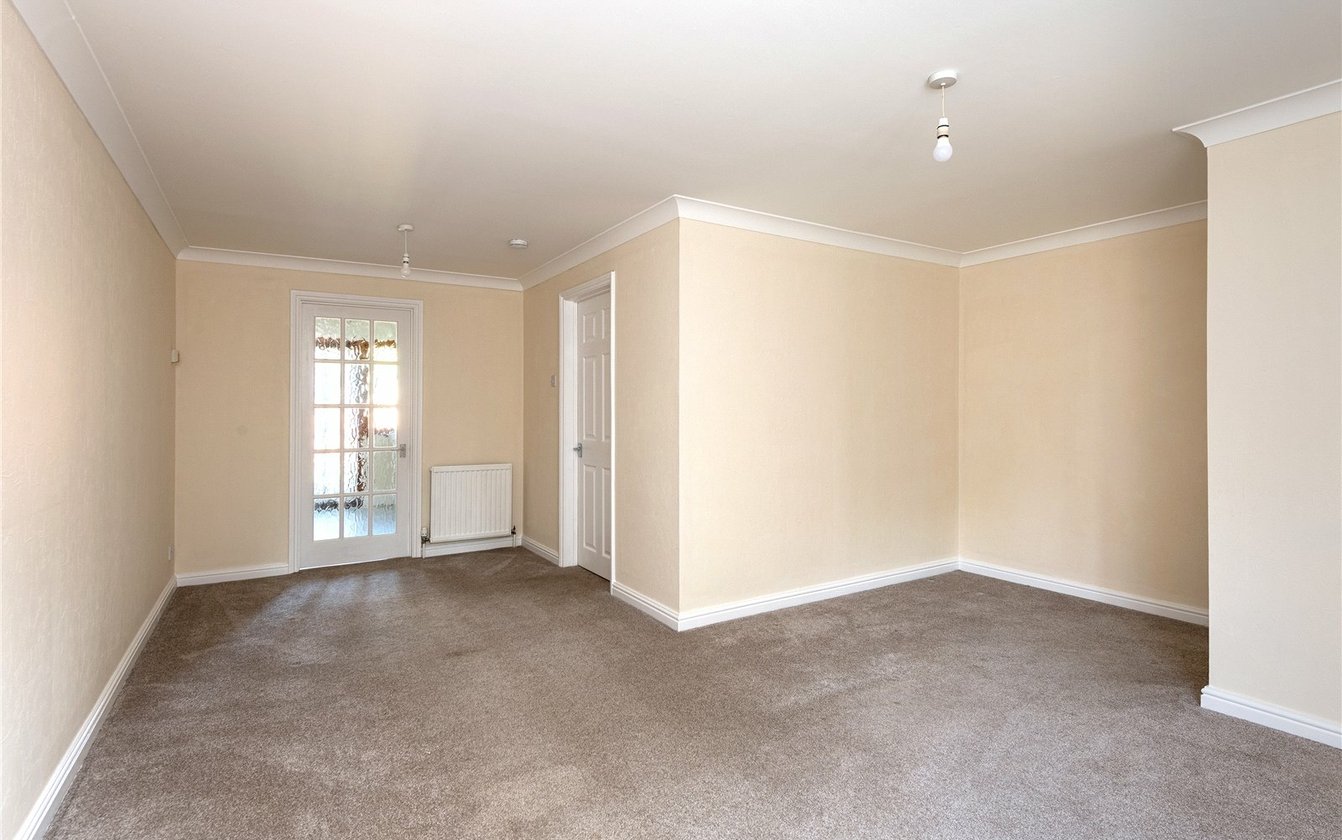 Meadows House, The Street, Sittingbourne, Kent, ME9, 6642, image-2 - Quealy & Co