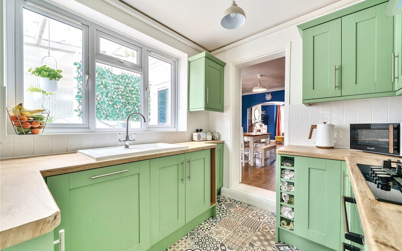 Burley Road, Sittingbourne, Kent, ME10, 6651, image-13 - Quealy & Co