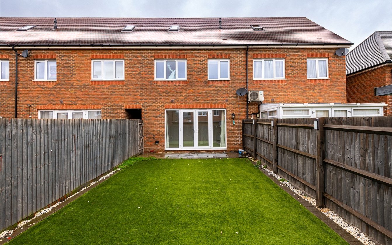 Cambria Crescent, Sittingbourne, Kent, ME10, 6673, image-17 - Quealy & Co