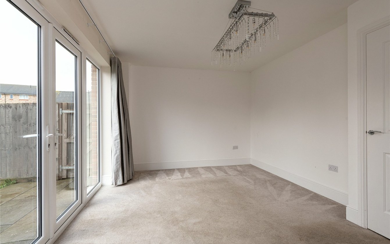 Cambria Crescent, Sittingbourne, Kent, ME10, 6673, image-10 - Quealy & Co