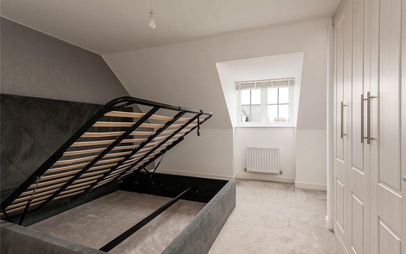 Cambria Crescent, Sittingbourne, Kent, ME10, 6673, image-12 - Quealy & Co