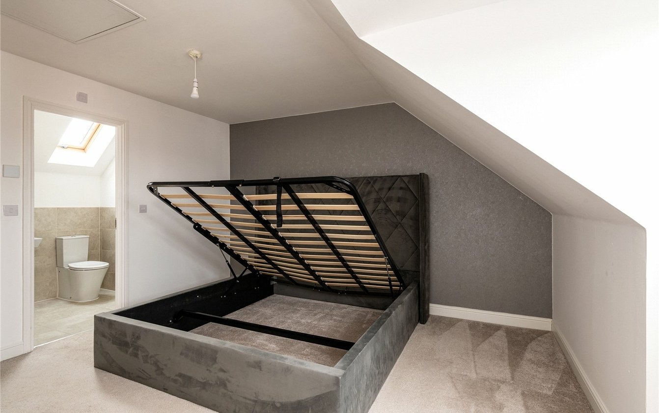 Cambria Crescent, Sittingbourne, Kent, ME10, 6673, image-5 - Quealy & Co