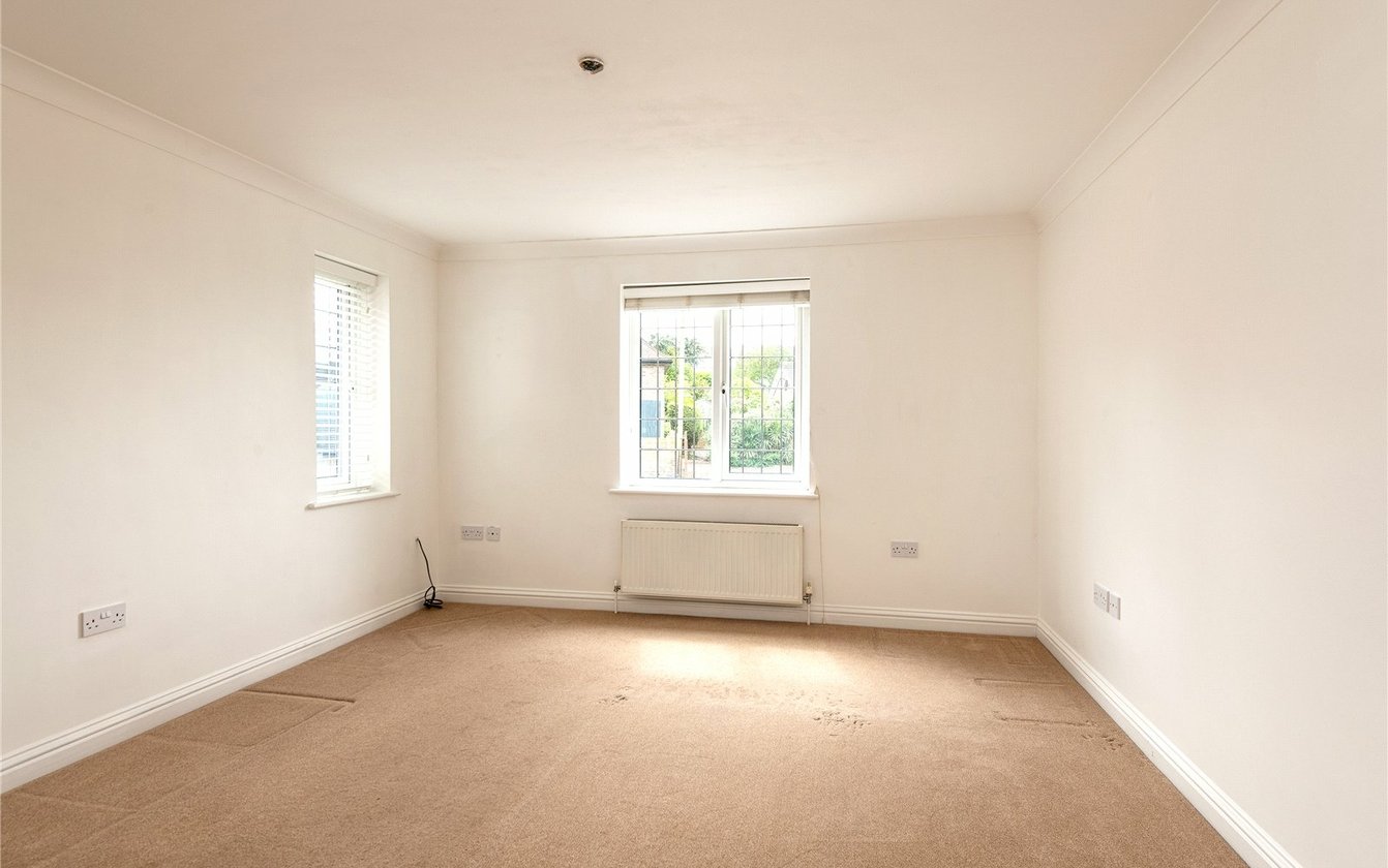 Southsea Avenue, Minster on Sea, Sheerness, Kent, ME12, 6682, image-11 - Quealy & Co