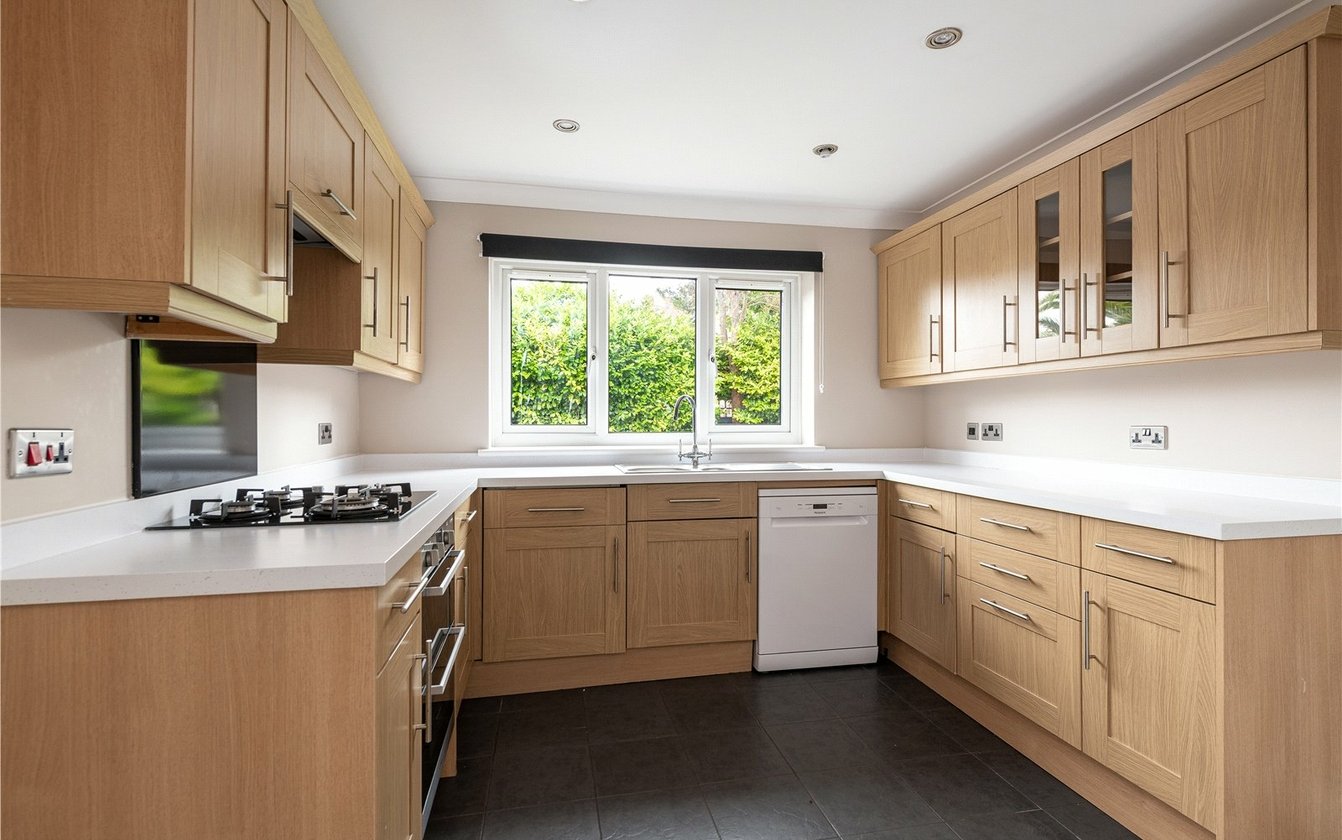 Southsea Avenue, Minster on Sea, Sheerness, Kent, ME12, 6682, image-2 - Quealy & Co