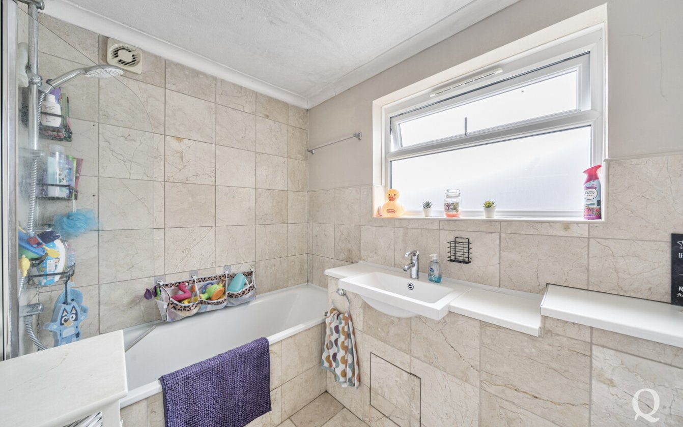 Bayford Road, Sittingbourne, Kent, ME10, 6699, image-7 - Quealy & Co