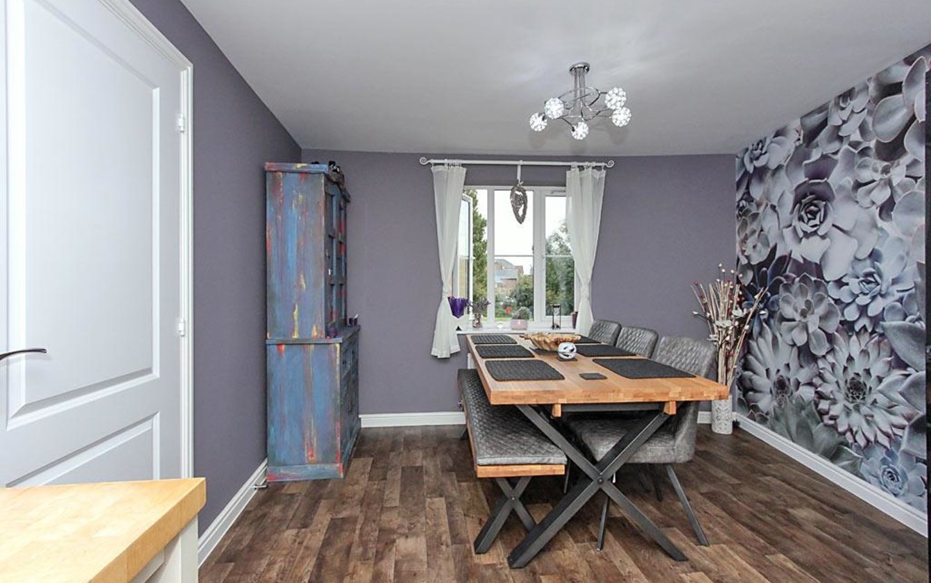 3 Bedroom house for sale in Holly Blue Drive, Iwade, Sittingbourne
