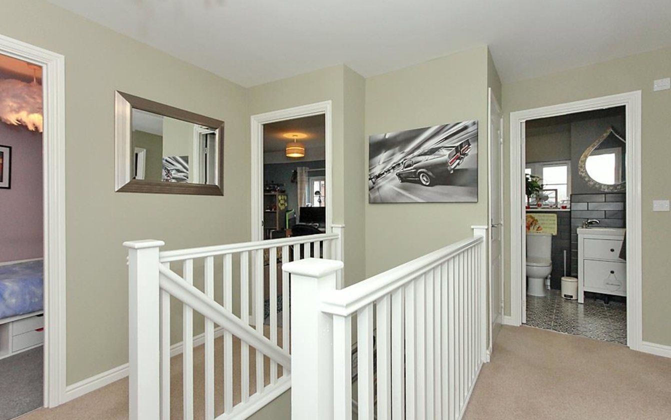 3 Bedroom house for sale in Holly Blue Drive, Iwade, Sittingbourne