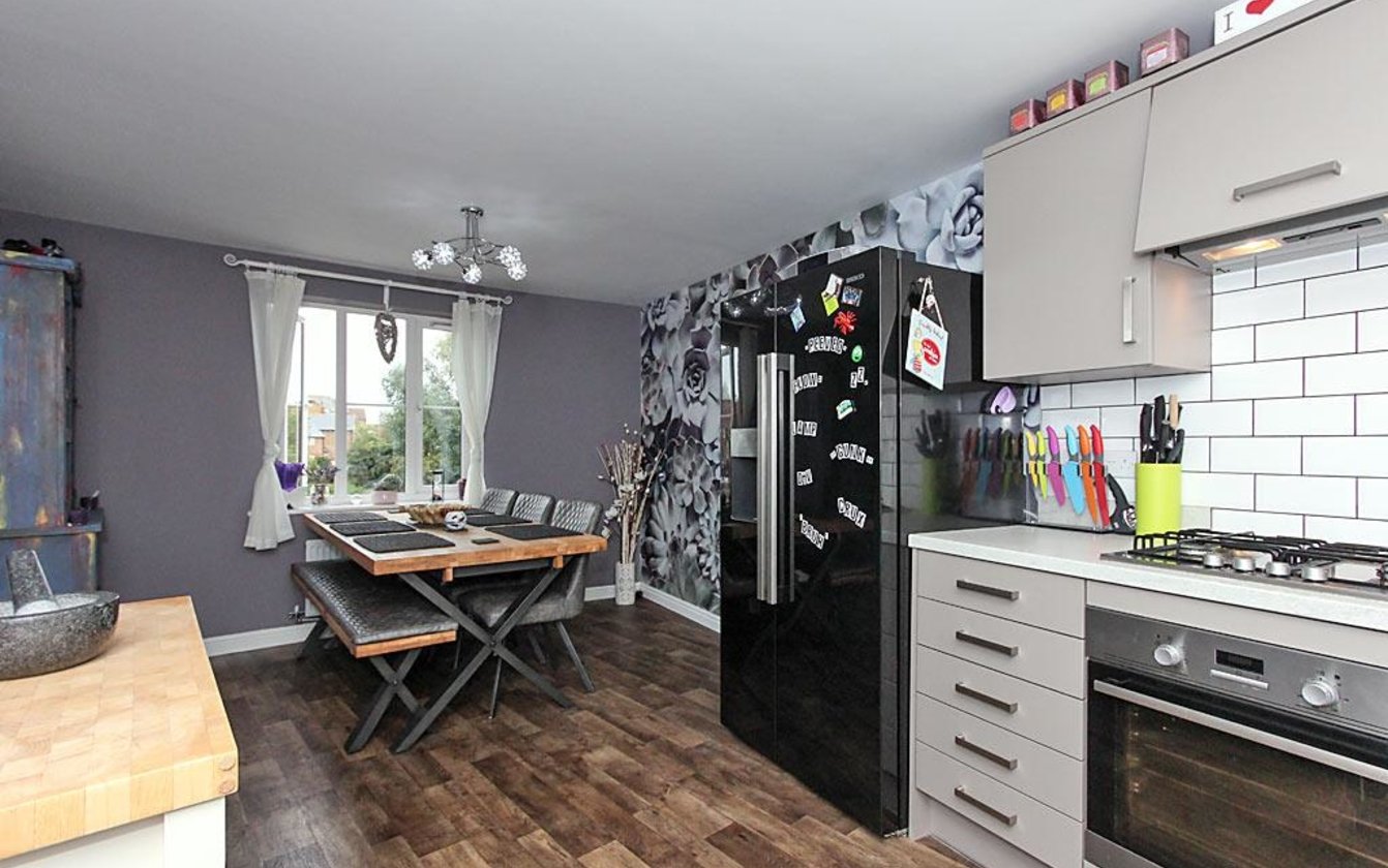 3 Bedroom house for sale in Holly Blue Drive, Iwade, Sittingbourne