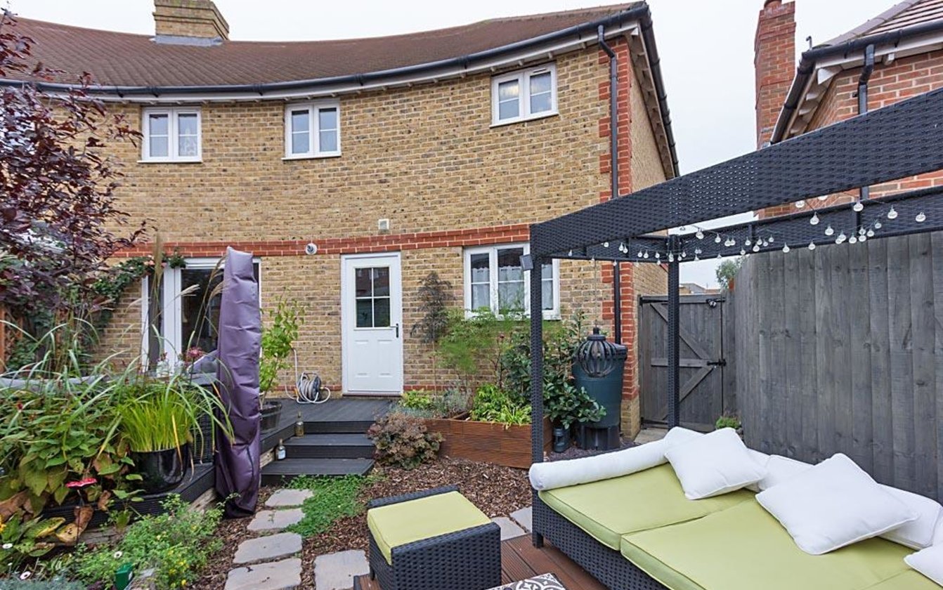 3 Bedroom house for sale in Holly Blue Drive, Iwade, Sittingbourne