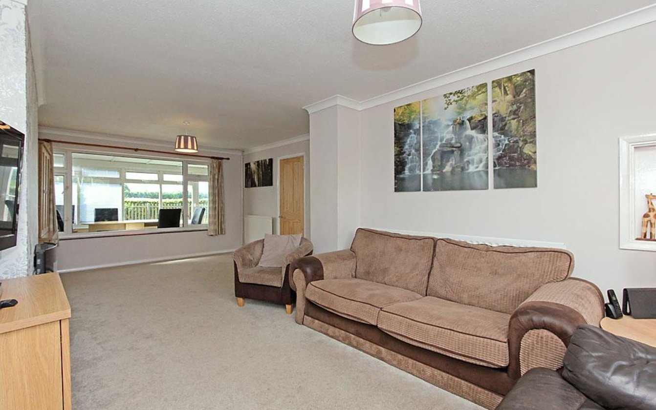 3 Bedroom house for sale in London Road, Newington, Sittingbourne, Kent