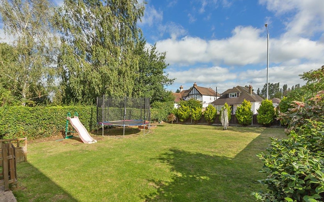 3 Bedroom house for sale in London Road, Newington, Sittingbourne, Kent