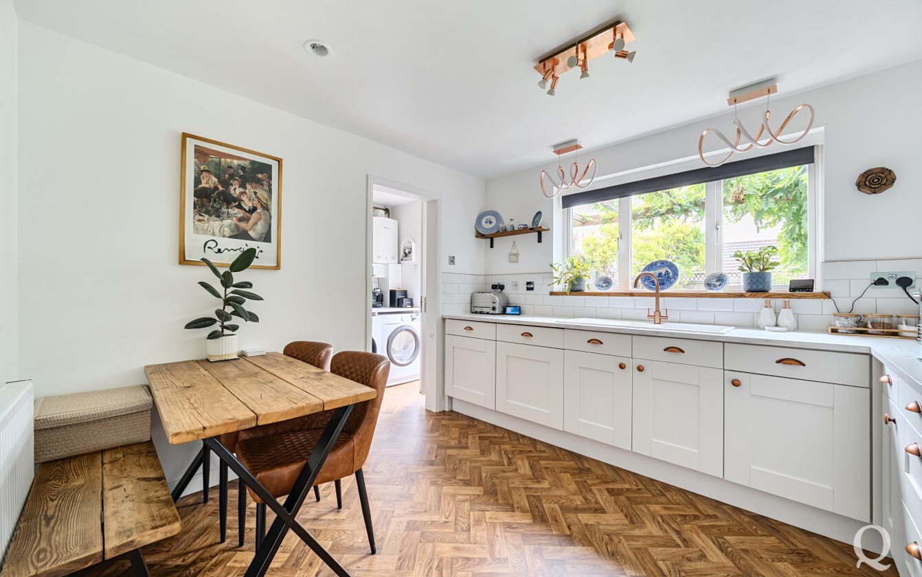 Sandstone Drive, Kemsley, Sittingbourne, Kent, ME10, 6812, image-2 - Quealy & Co