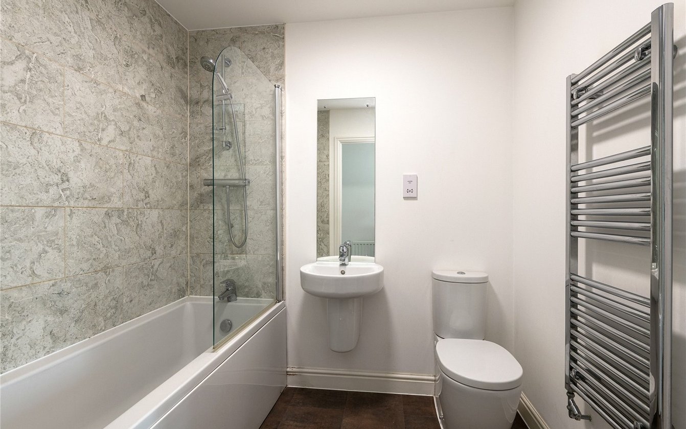 Bristol Close, Sittingbourne, Kent, ME10, 6833, image-4 - Quealy & Co