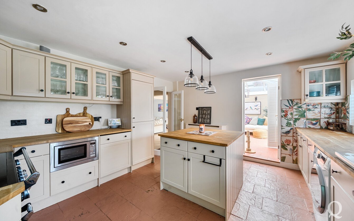 Chestnut Wood Lane, Borden, Sittingbourne, Kent, ME9, 6847, image-9 - Quealy & Co