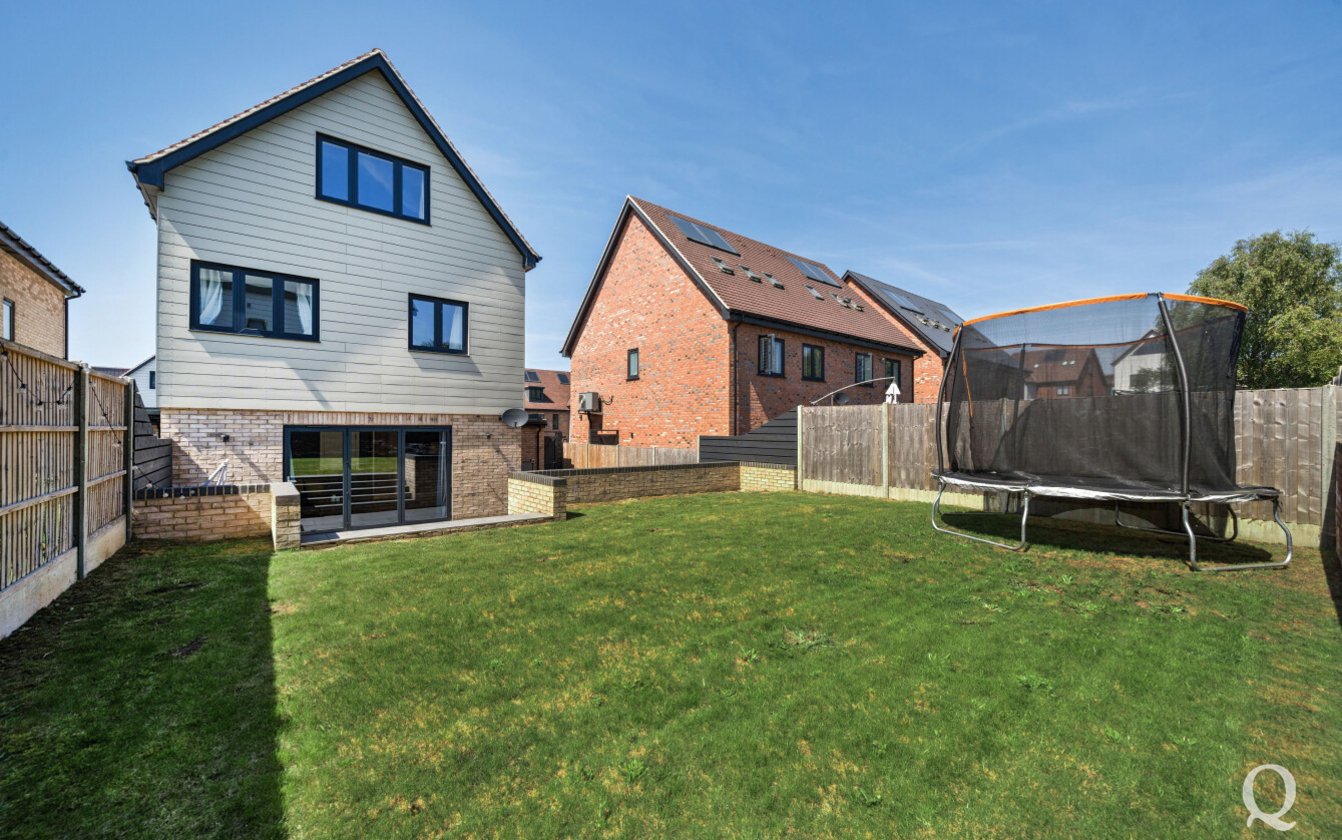 Queen Bertha Drive, Minster on Sea, Sheerness, Kent, ME12, 6857, image-18 - Quealy & Co