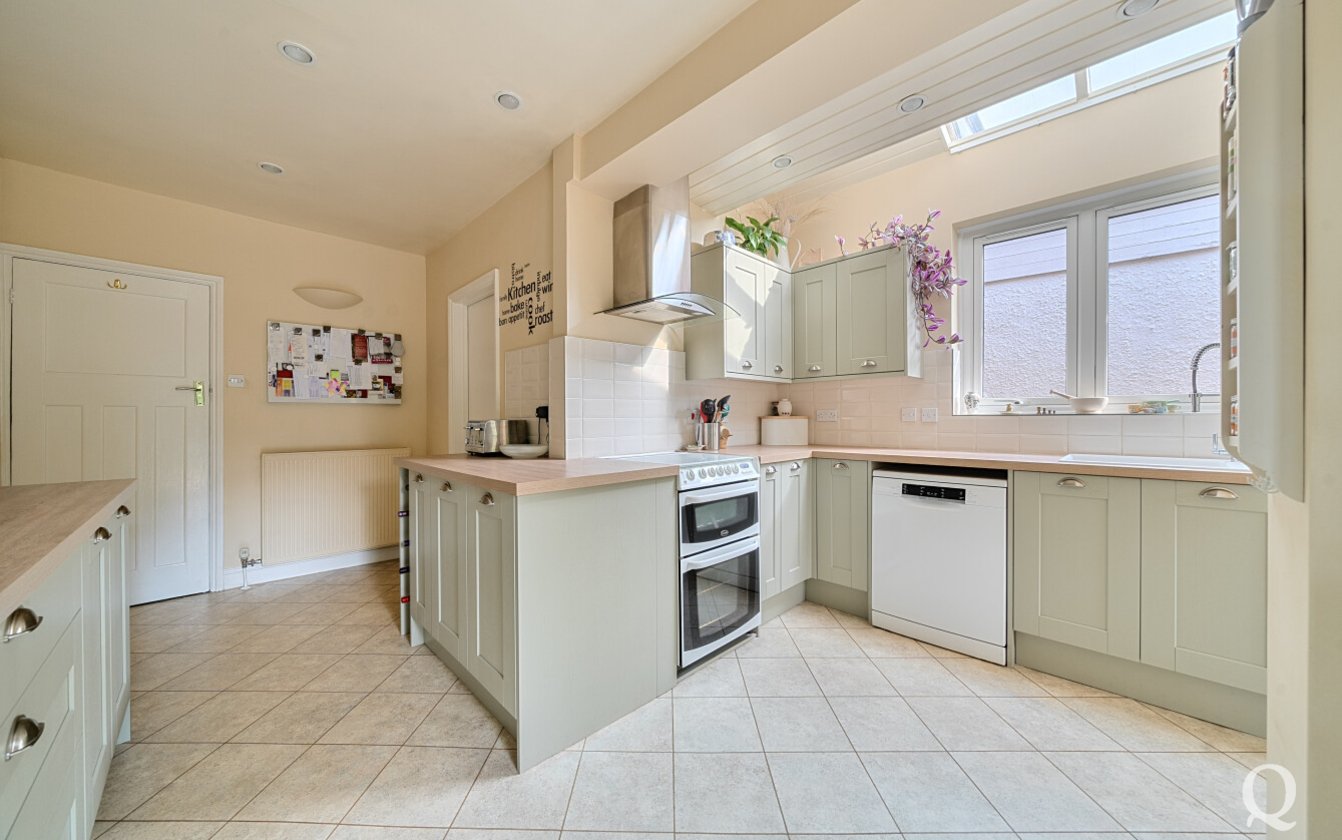 Park Drive, Sittingbourne, Kent, ME10, 6891, image-13 - Quealy & Co