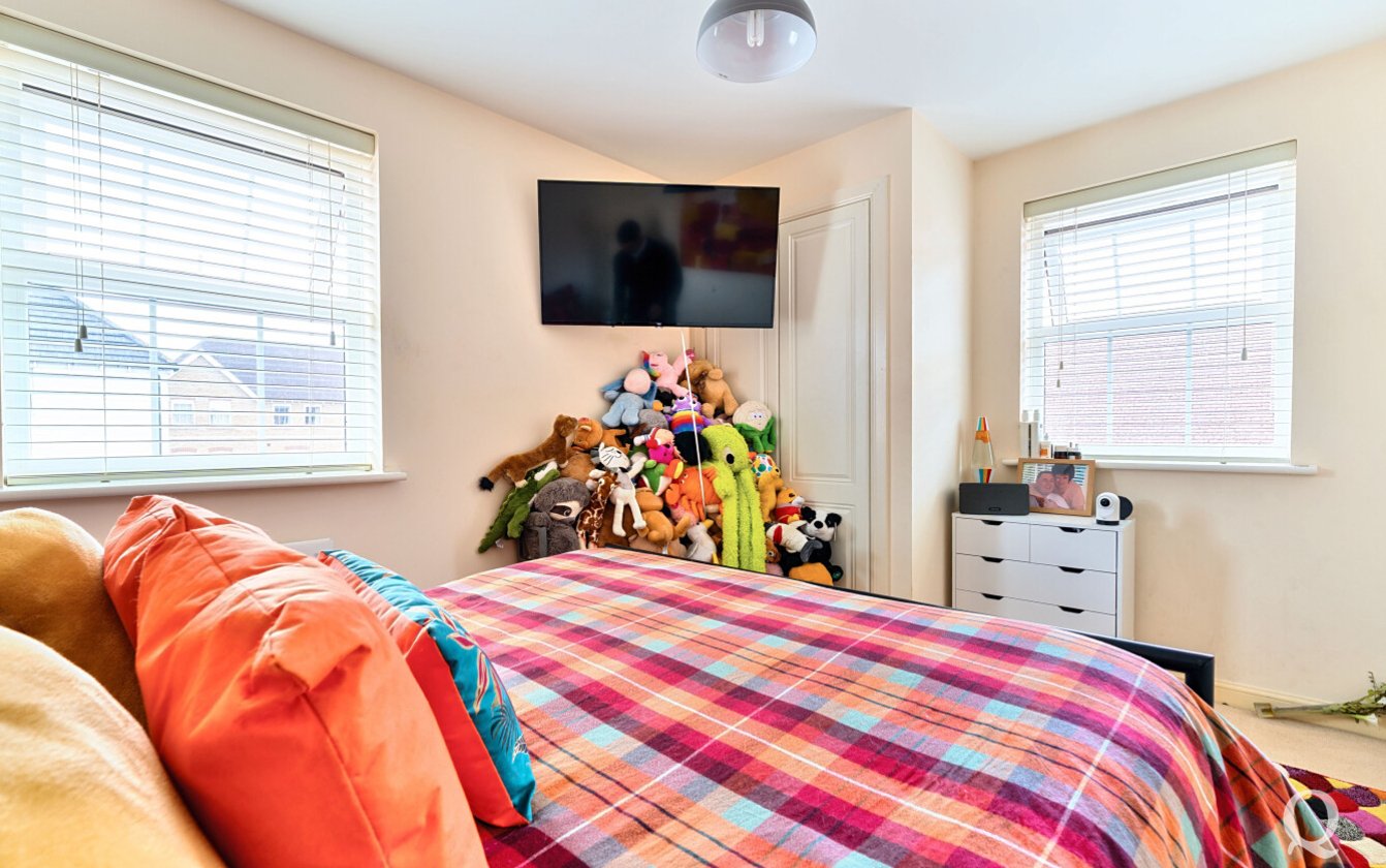 Easton Drive, Sittingbourne, Kent, ME10, 6898, image-13 - Quealy & Co