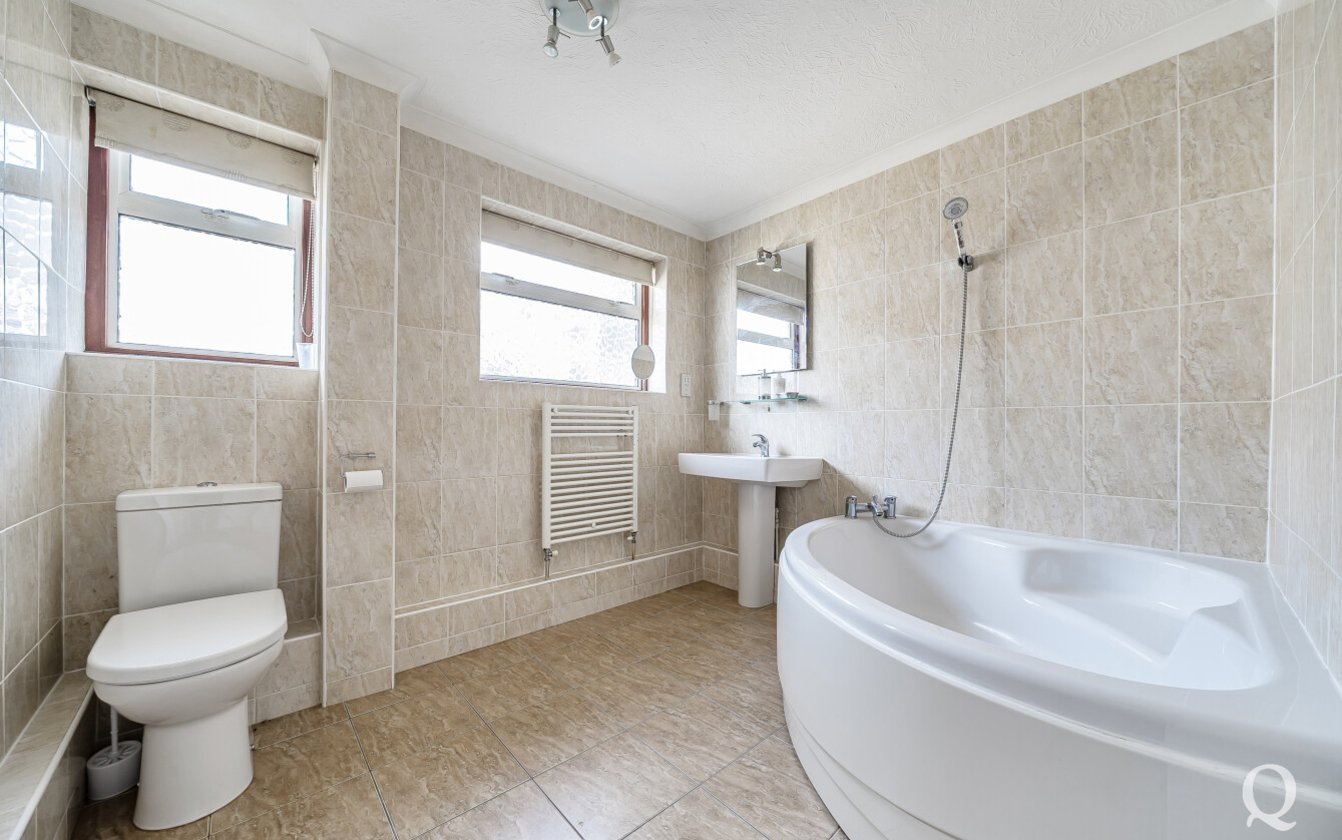 Medlar Close, Bredgar, Sittingbourne, Kent, ME9, 6903, image-5 - Quealy & Co