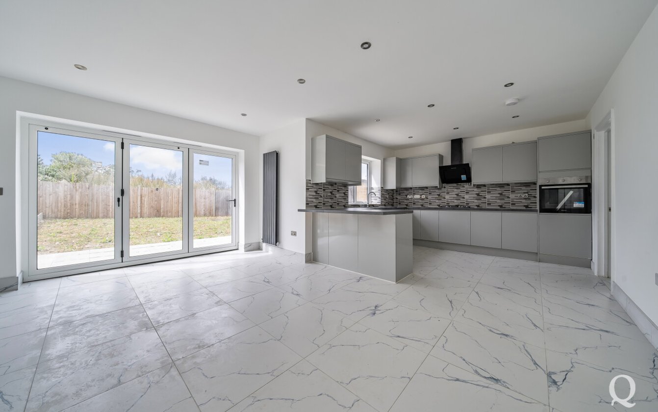 Warden Road, Eastchurch, Sheerness, Kent, ME12, 6904, image-2 - Quealy & Co