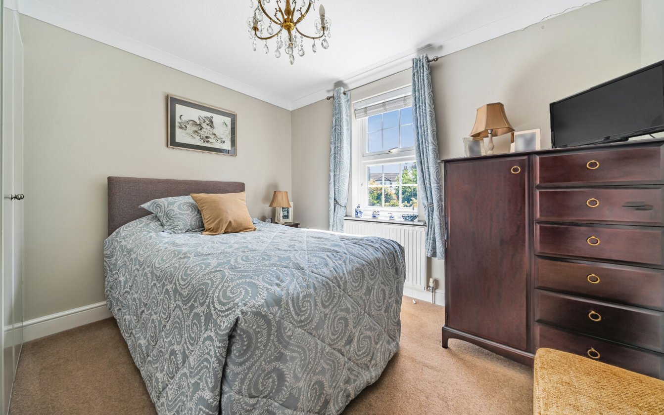 Bell Road, Sittingbourne, Kent, ME10, 6919, image-6 - Quealy & Co
