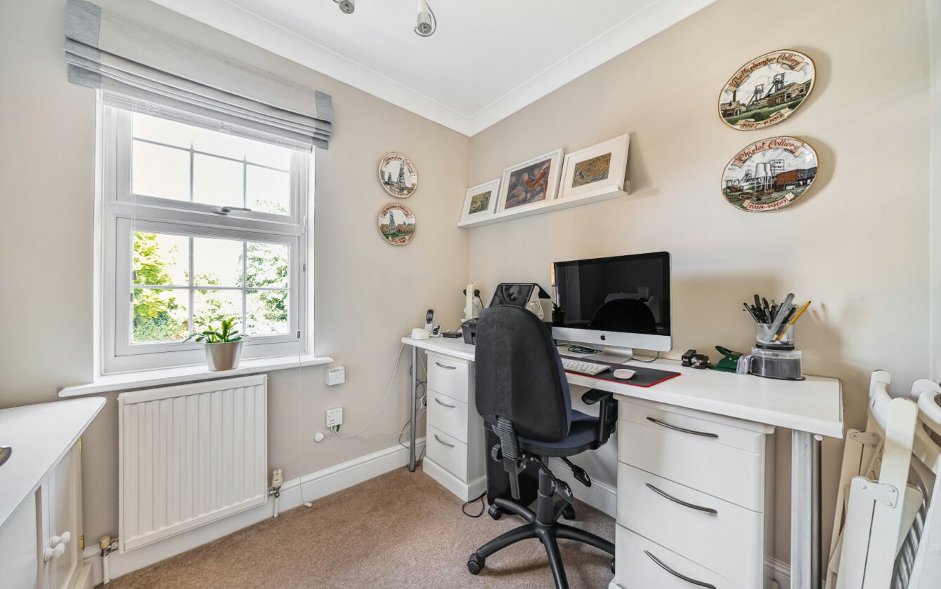 Bell Road, Sittingbourne, Kent, ME10, 6919, image-17 - Quealy & Co