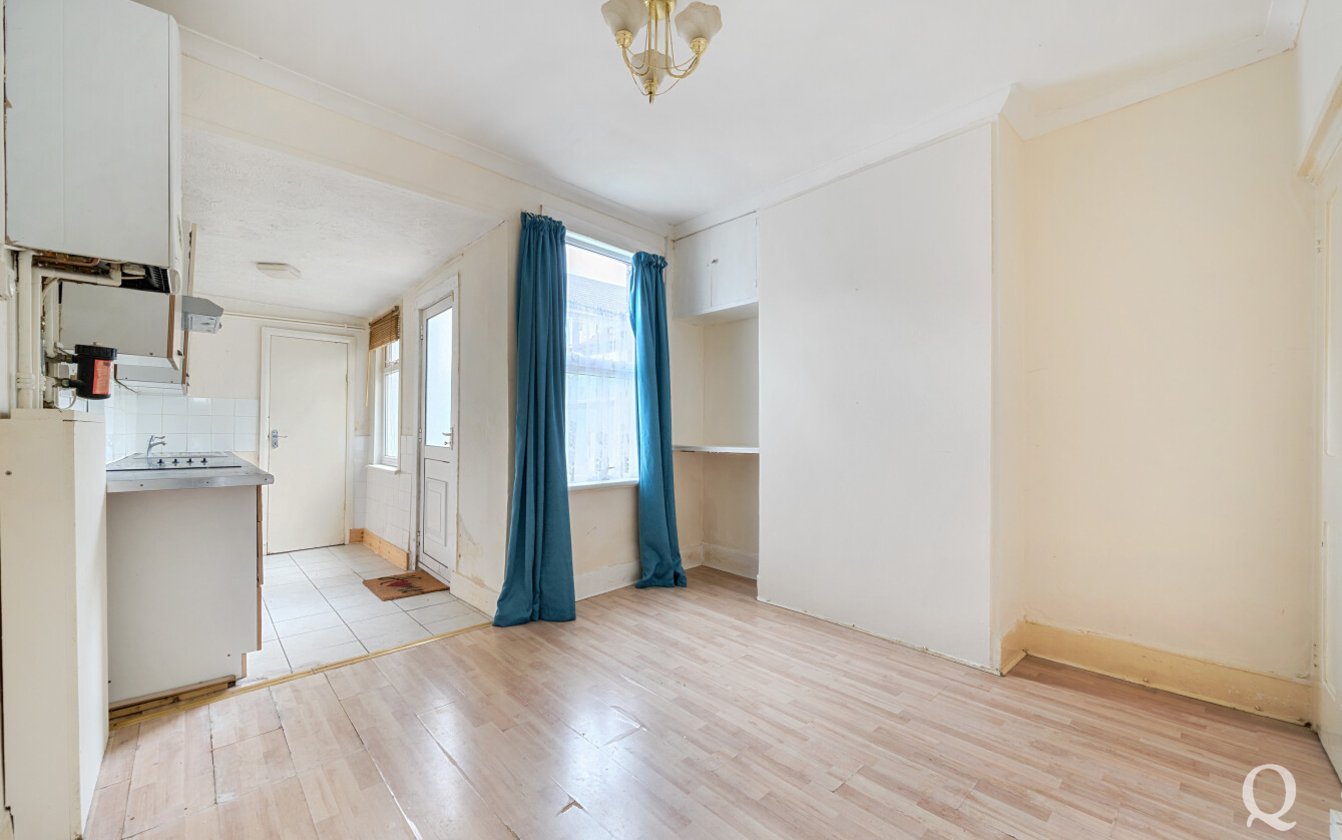 Jubilee Terrace, Gillingham, Kent, ME7, 6924, image-2 - Quealy & Co