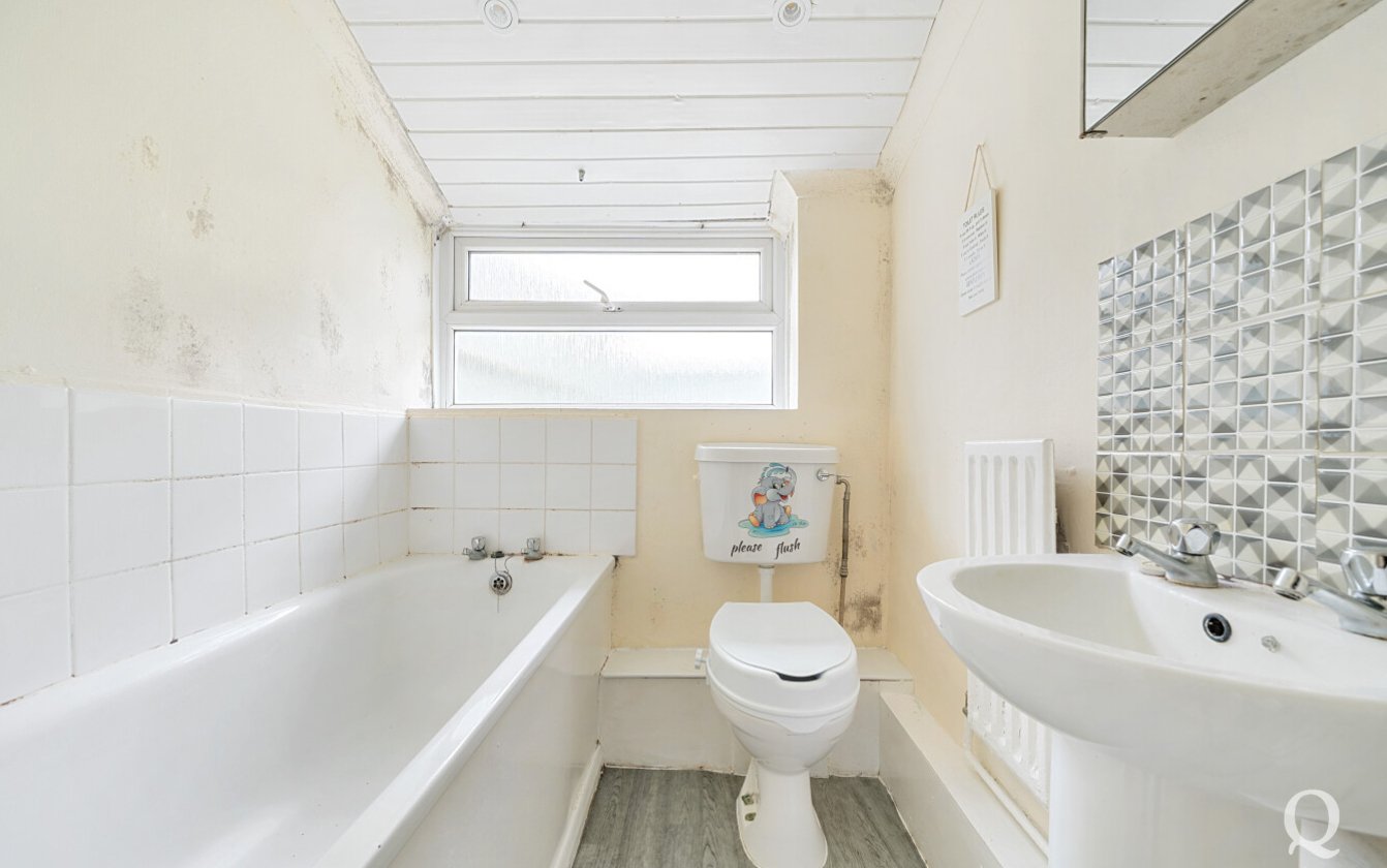 Jubilee Terrace, Gillingham, Kent, ME7, 6924, image-20 - Quealy & Co