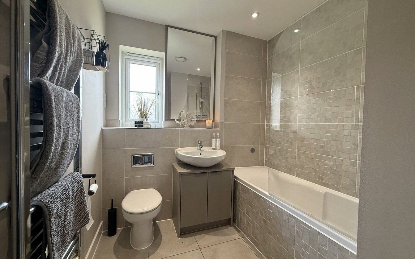 Deane Close, Sittingbourne, ME10, 6942, image-28 - Quealy & Co