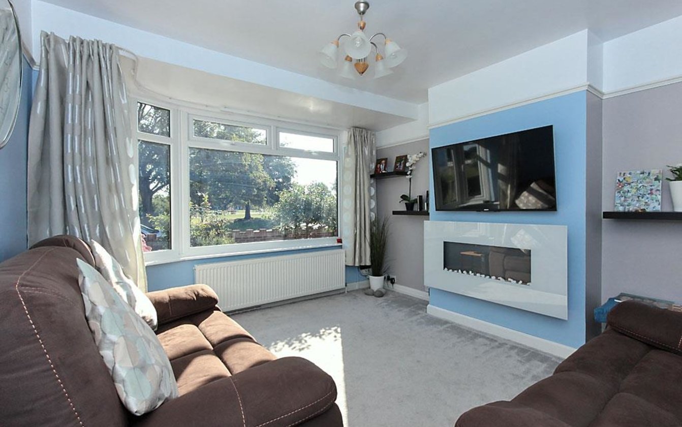 Beechwood Avenue, Milton Regis, Sittingbourne, Kent, ME10, 697, image-3 - Quealy & Co