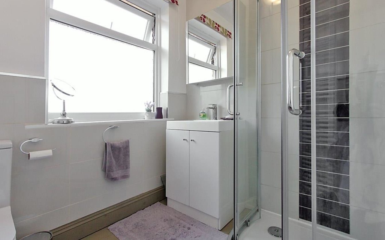 Beechwood Avenue, Milton Regis, Sittingbourne, Kent, ME10, 697, image-14 - Quealy & Co
