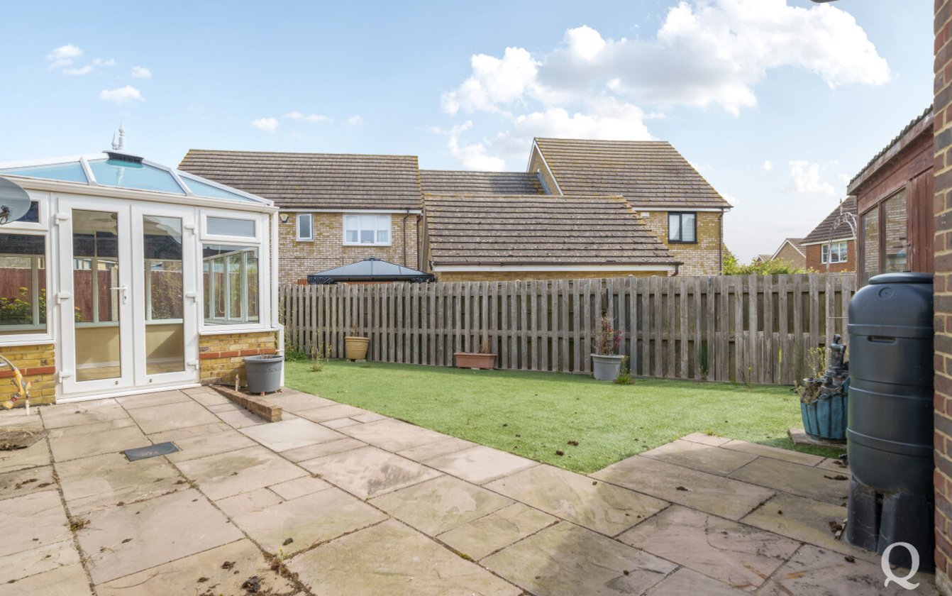 Sharfleet Crescent, Iwade, Sittingbourne, Kent, ME9, 6991, image-11 - Quealy & Co