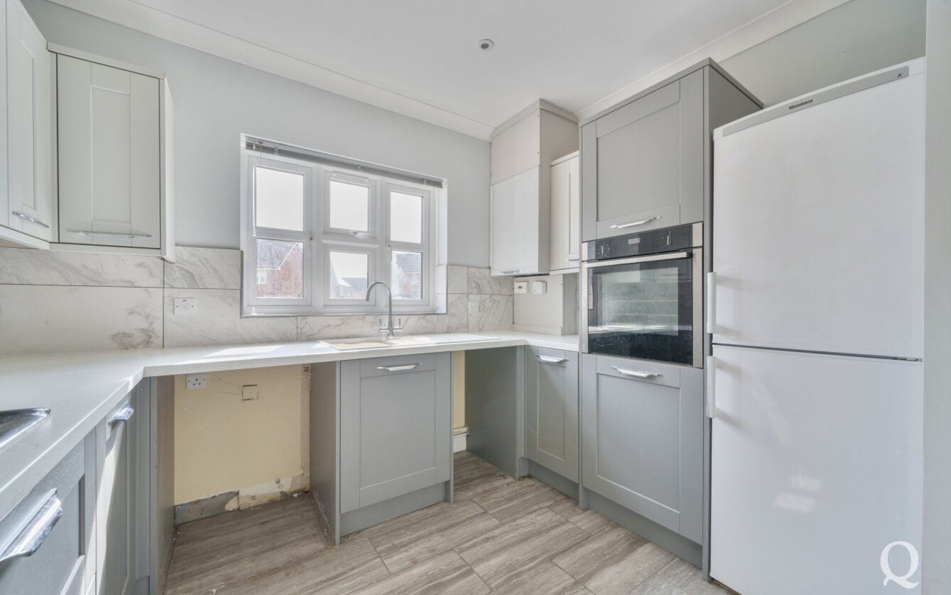 Sharfleet Crescent, Iwade, Sittingbourne, Kent, ME9, 6991, image-14 - Quealy & Co