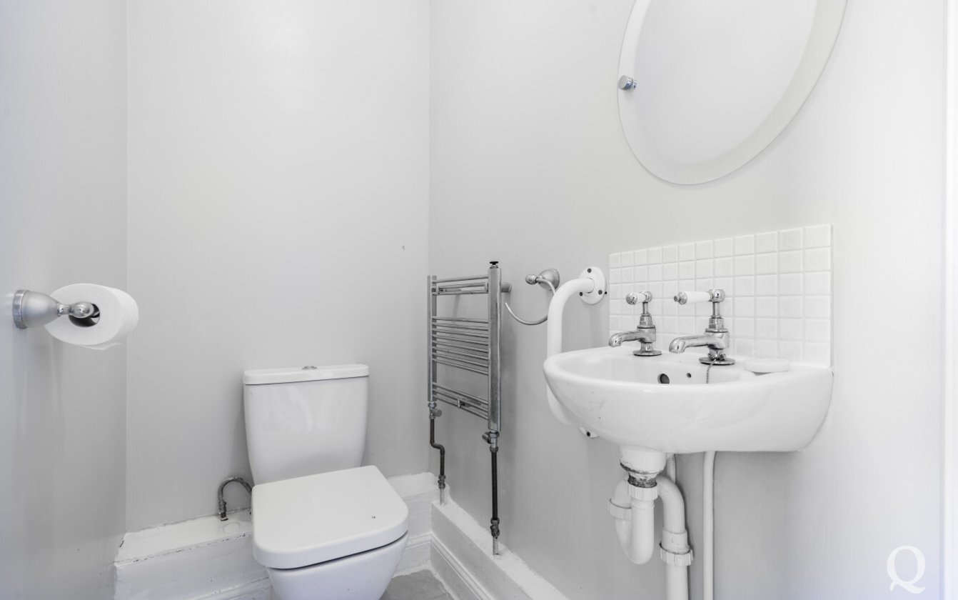 Sharfleet Crescent, Iwade, Sittingbourne, Kent, ME9, 6991, image-19 - Quealy & Co
