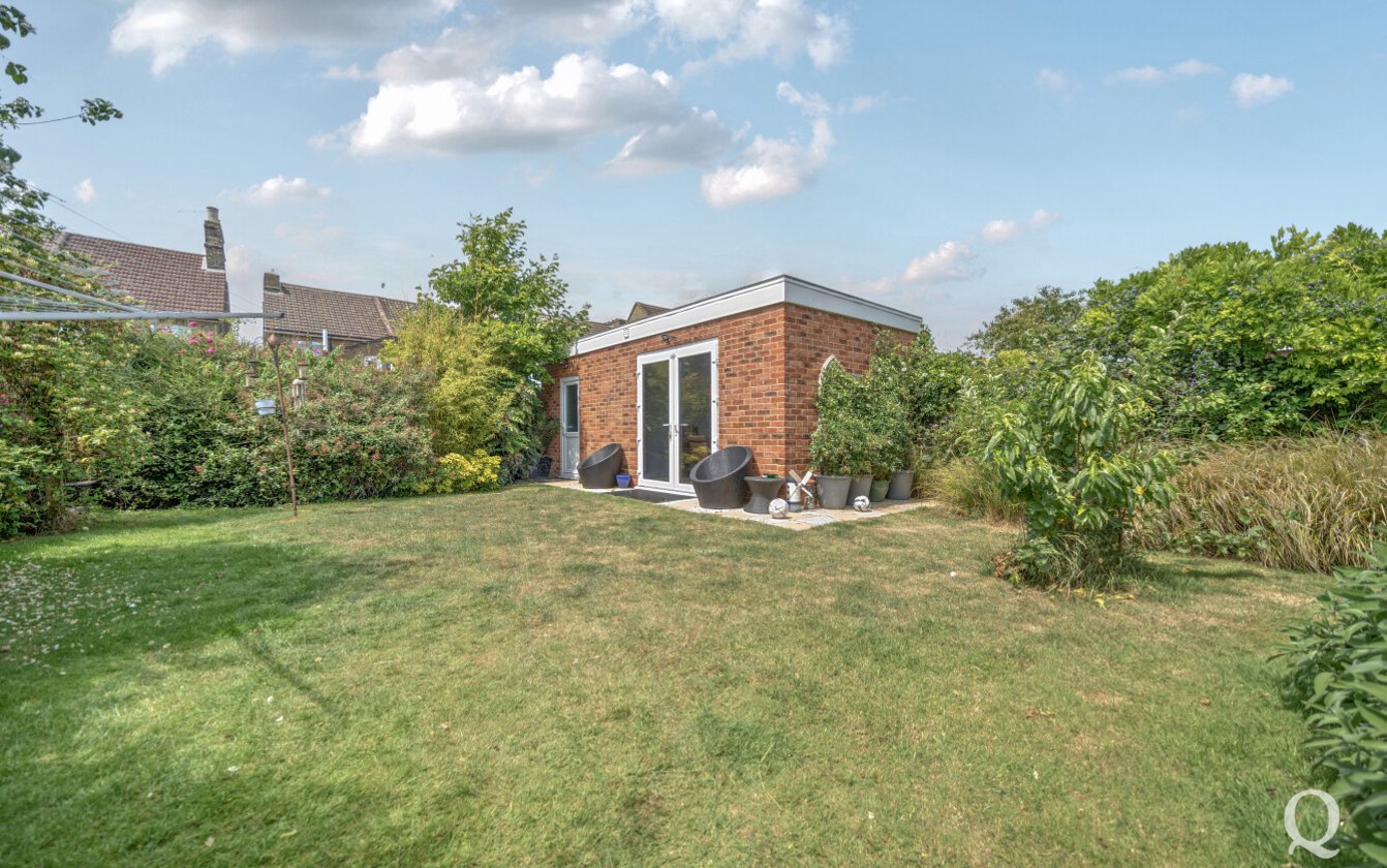 Park Road, Sittingbourne, Kent, ME10, 6997, image-3 - Quealy & Co