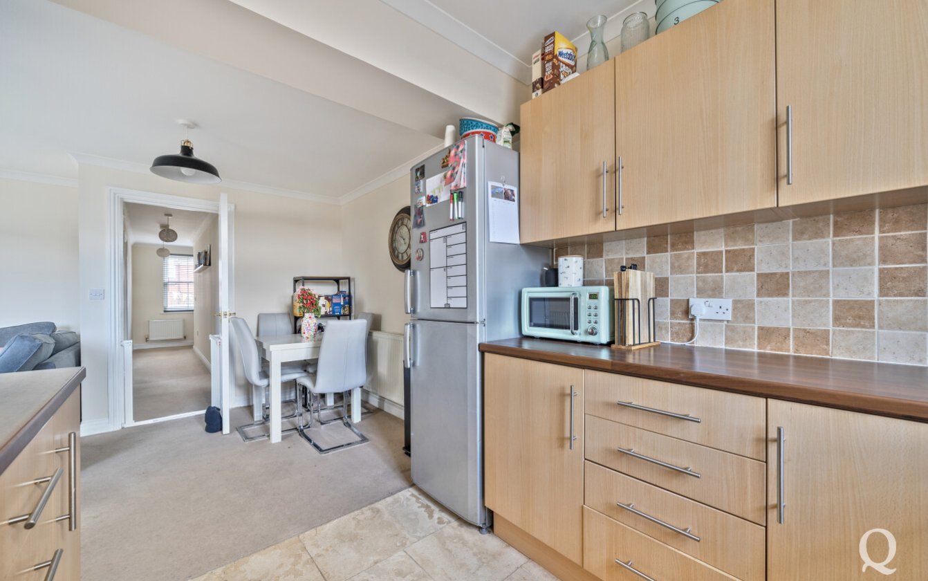 Crown Road, Sittingbourne, Kent, ME10, 7030, image-13 - Quealy & Co
