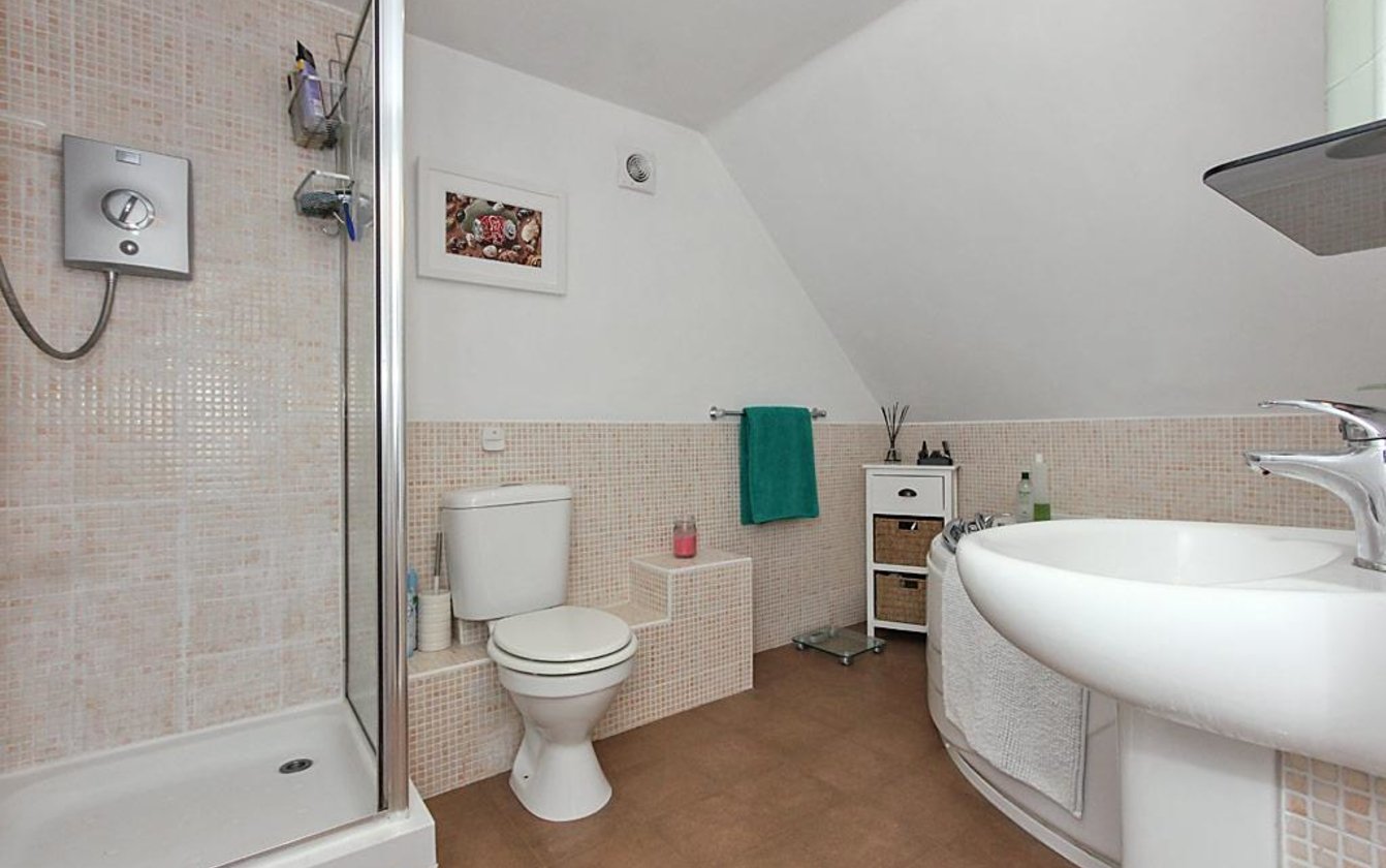 Lynsted Lane, Teynham, Sittingbourne, Kent, ME9, 710, image-5 - Quealy & Co