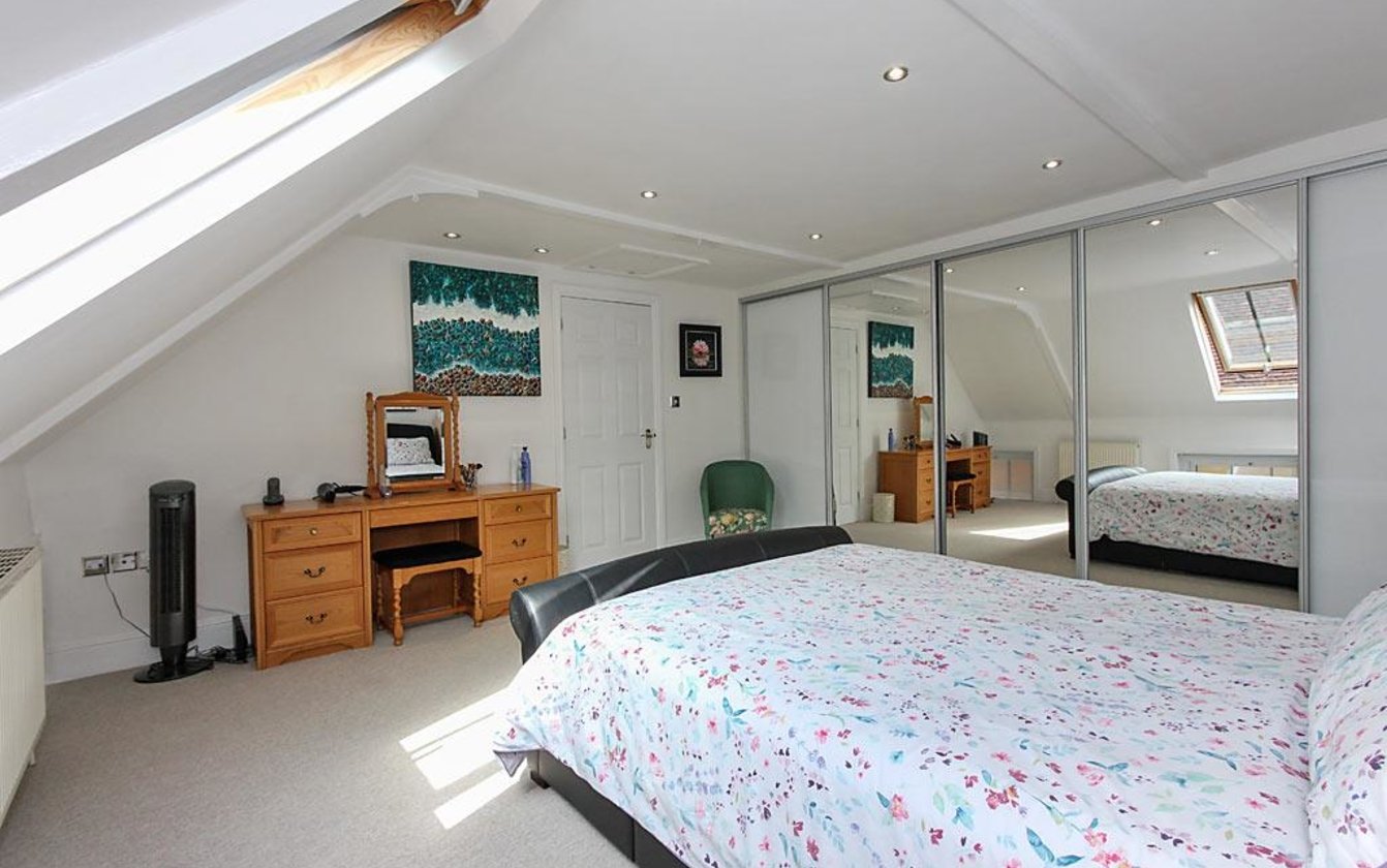 Lynsted Lane, Teynham, Sittingbourne, Kent, ME9, 710, image-14 - Quealy & Co