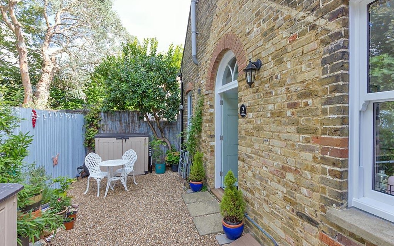 Lynsted Lane, Teynham, Sittingbourne, Kent, ME9, 710, image-1 - Quealy & Co