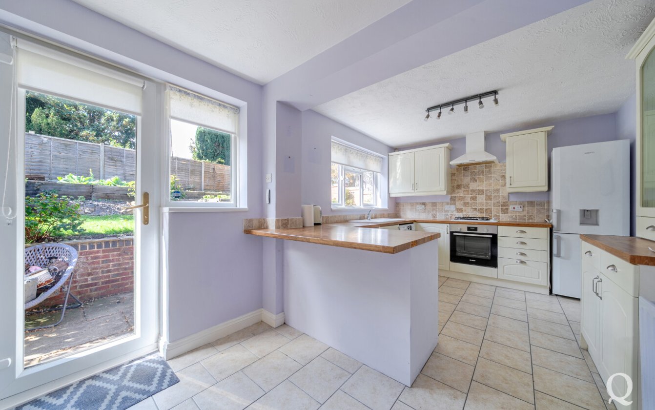 Turner Close, Kemsley, Sittingbourne, Kent, ME10, 7113, image-2 - Quealy & Co