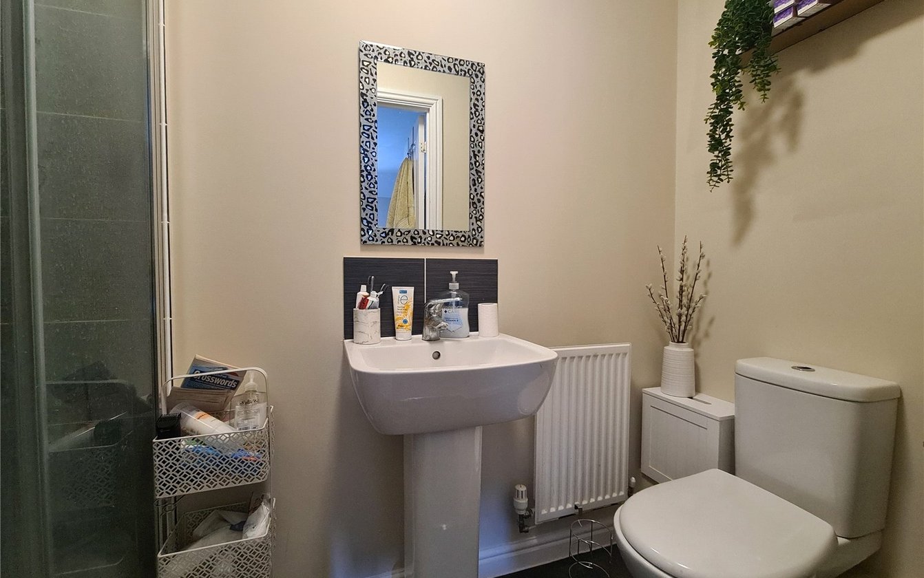 Holly Blue Drive, Iwade, Sittingbourne, Kent, ME9, 7119, image-14 - Quealy & Co
